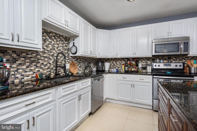 41 S 3RD ST, Halifax, PA 17032