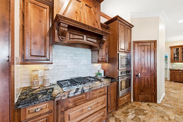 1546 Bluff Springs Road, Ferris, TX 75125