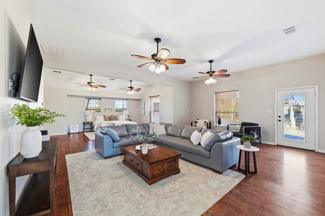 1546 Bluff Springs Road, Ferris, TX 75125