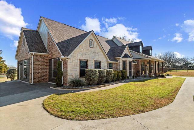 1546 Bluff Springs Road, Ferris, TX 75125