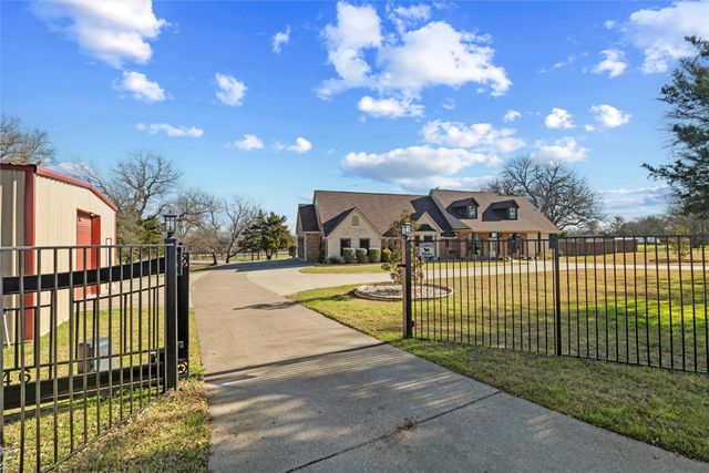 1546 Bluff Springs Road, Ferris, TX 75125