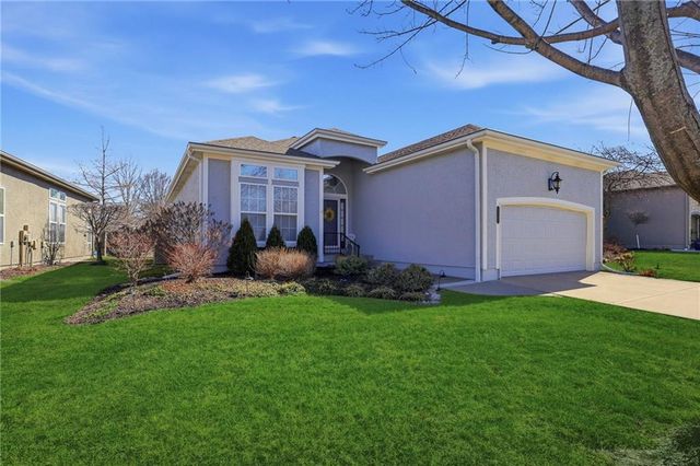 15707 Marty Lane, Overland Park, KS 66223