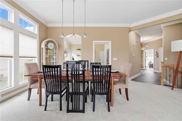 15707 Marty Lane, Overland Park, KS 66223