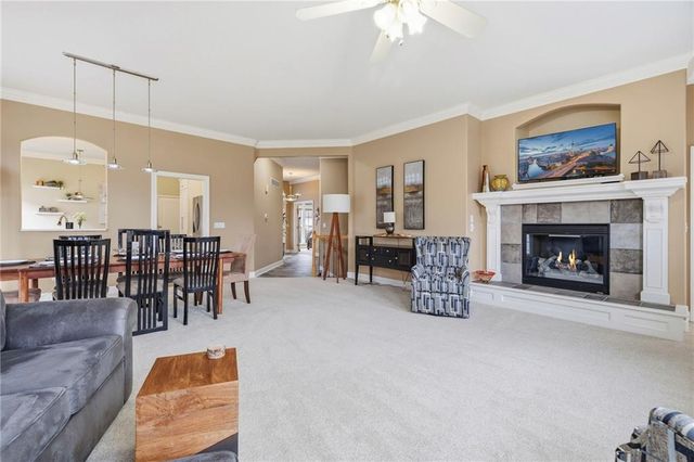 15707 Marty Lane, Overland Park, KS 66223