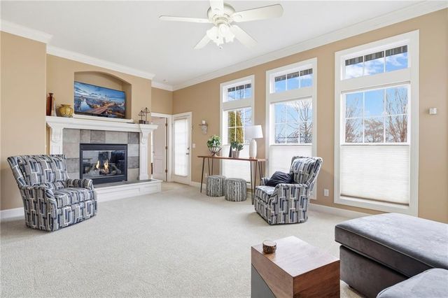 15707 Marty Lane, Overland Park, KS 66223