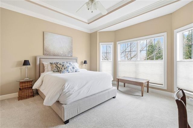 15707 Marty Lane, Overland Park, KS 66223