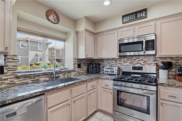 9343 Horizon Vista Lane, Las Vegas, NV 89117