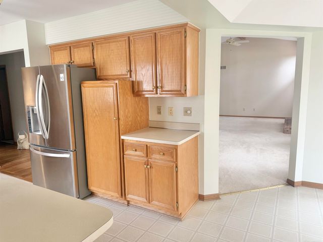 48401 Valley Forge Dr Drive, Macomb, MI 48044