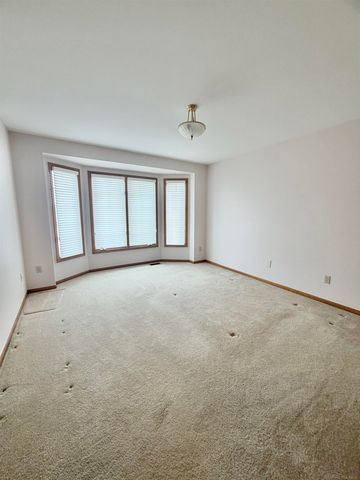 48401 Valley Forge Dr Drive, Macomb, MI 48044