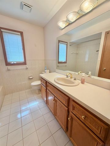 48401 Valley Forge Dr Drive, Macomb, MI 48044