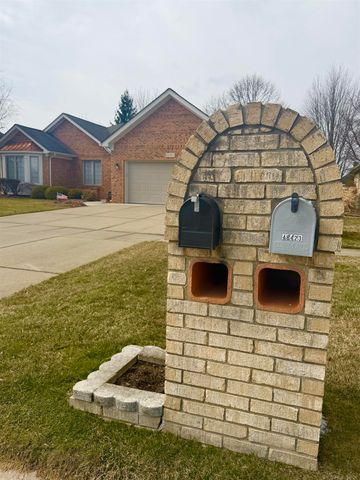 48401 Valley Forge Dr Drive, Macomb, MI 48044