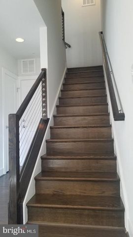 932 KING FARM BLVD, Rockville, MD 20850