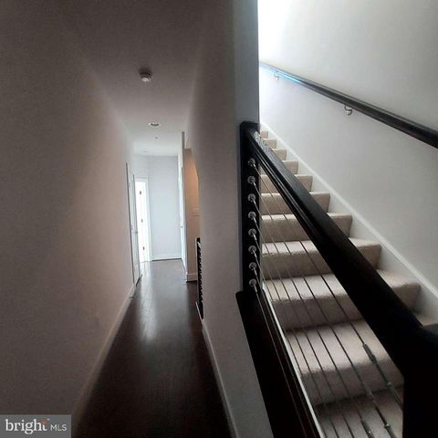 932 KING FARM BLVD, Rockville, MD 20850