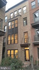 932 KING FARM BLVD, Rockville, MD 20850