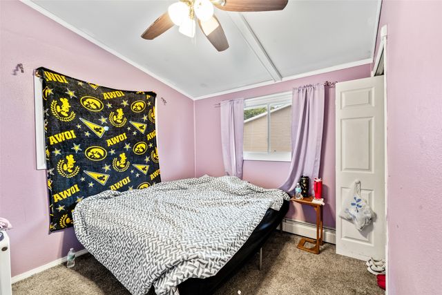 2 E Hillside Avenue, Des Moines, IA 50315