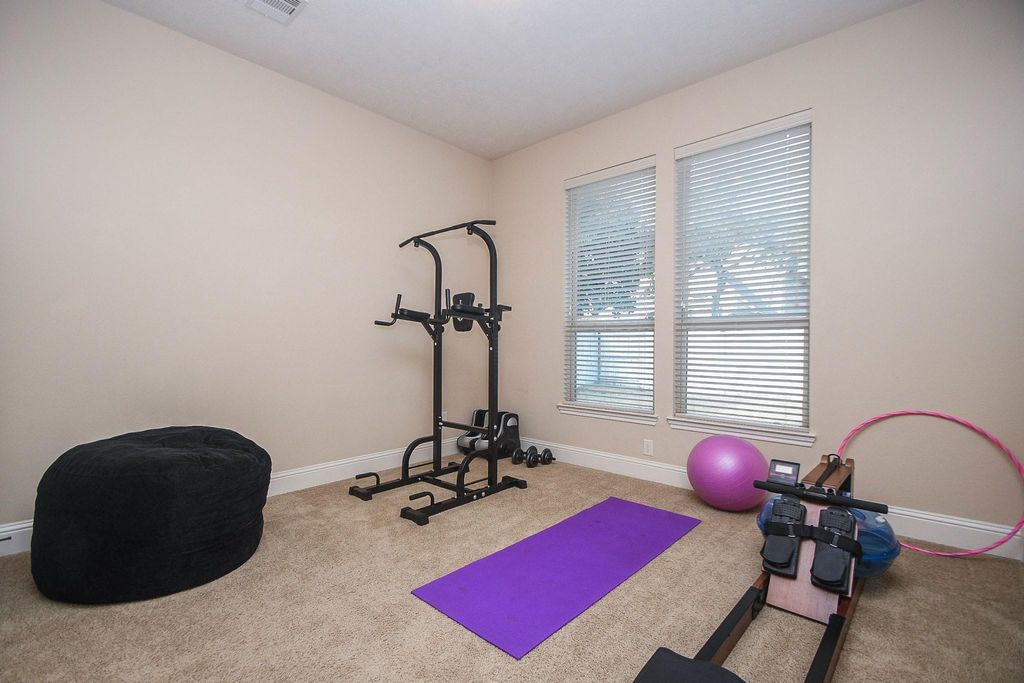 Image 25 of property listing at 26702 Valleyside Drive, Katy, TX 77494