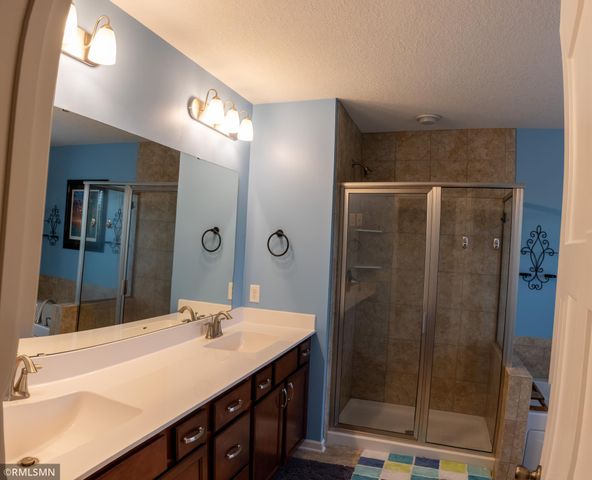 6039 178th Street W, Lakeville, MN 55044