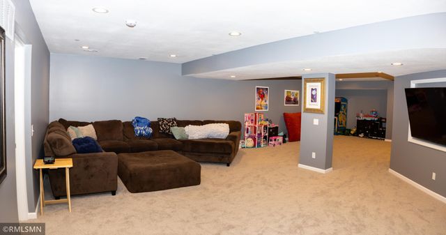 6039 178th Street W, Lakeville, MN 55044