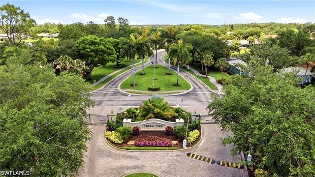 3951 Ruxton RD, Naples, FL 34116