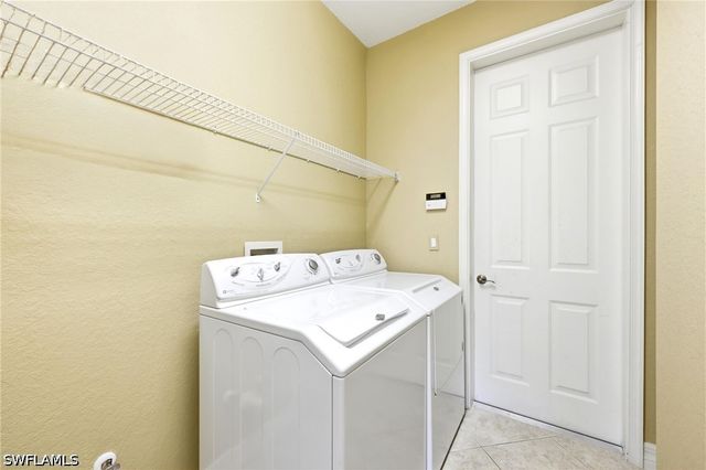 3951 Ruxton RD, Naples, FL 34116