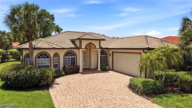 3951 Ruxton RD, Naples, FL 34116