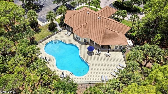 3951 Ruxton RD, Naples, FL 34116