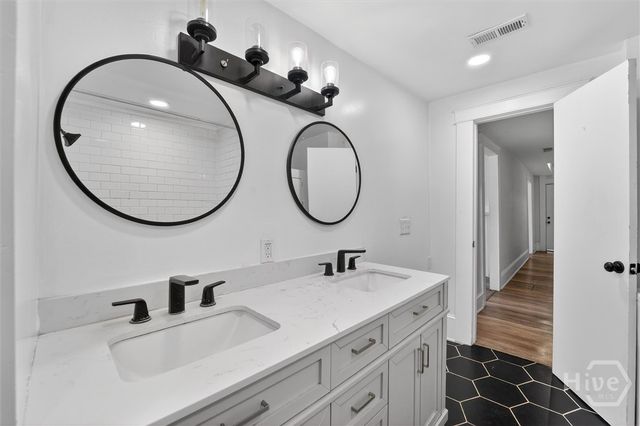 1605 Grove Street, Savannah, GA 31401