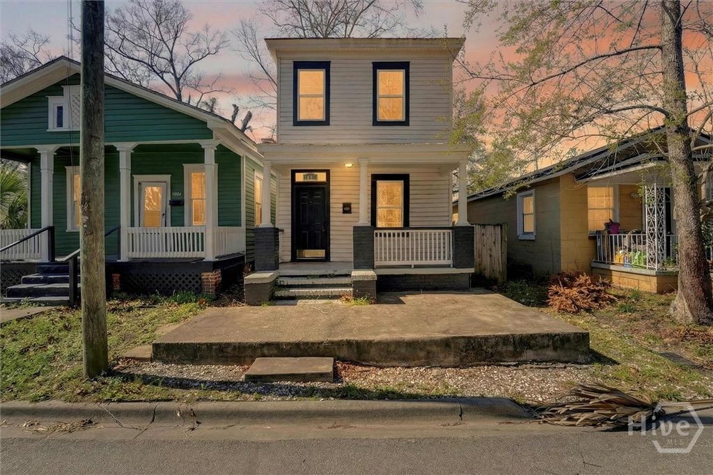 1605 Grove Street, Savannah, GA 31401