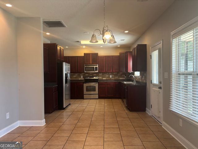 126 Forestbrooke Way, Bonaire, GA 31005