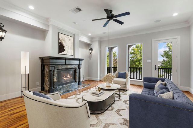262 Breezy Way, The Woodlands, TX 77380