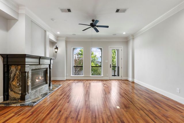 262 Breezy Way, The Woodlands, TX 77380