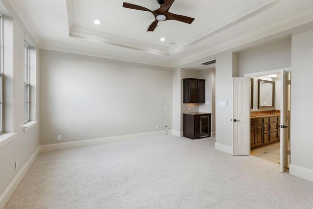 262 Breezy Way, The Woodlands, TX 77380
