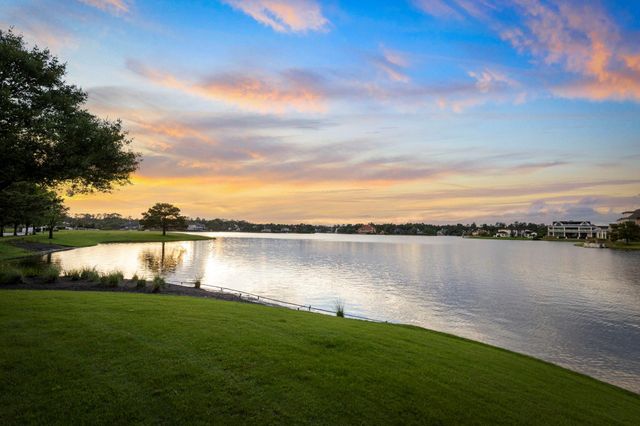 262 Breezy Way, The Woodlands, TX 77380