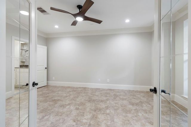 262 Breezy Way, The Woodlands, TX 77380