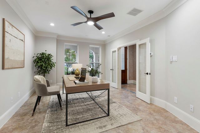262 Breezy Way, The Woodlands, TX 77380