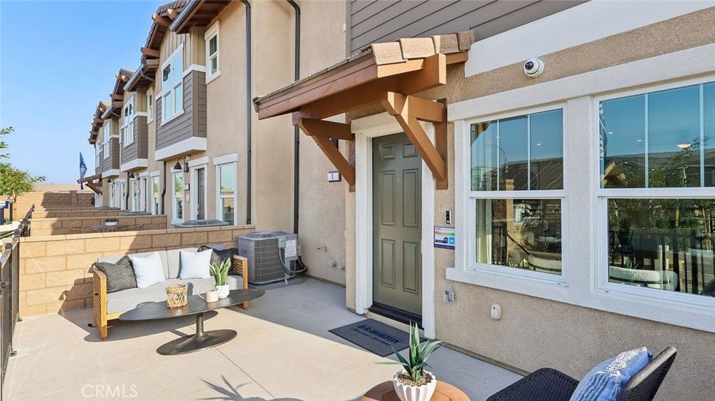 6392 Moonfire Lane 1, Fontana, CA 92336