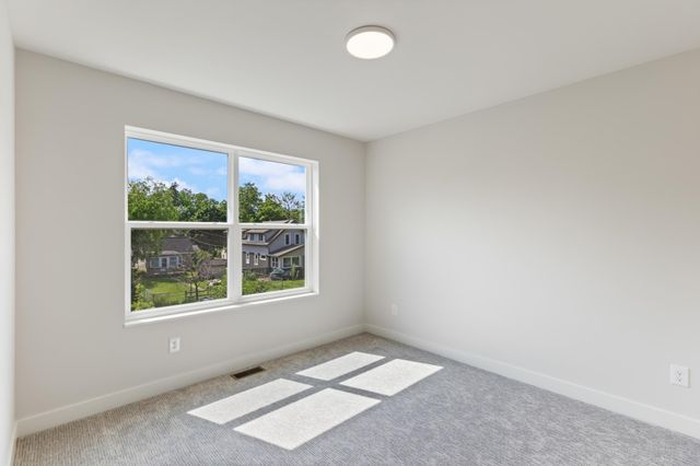 5345 45th Avenue S, Minneapolis, MN 55417