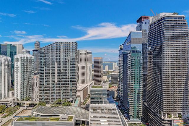 88 SW 7th St 3511, Miami, FL 33130