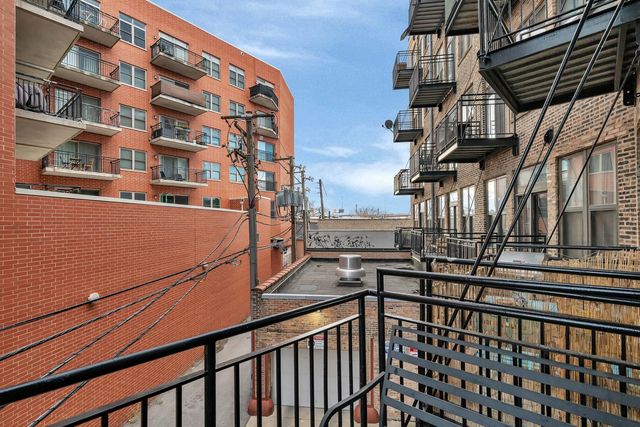 2310 S Canal Street 212, Chicago, IL 60616