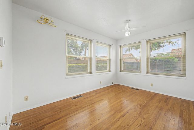 911 E SECRETARIAT Drive, Tempe, AZ 85284
