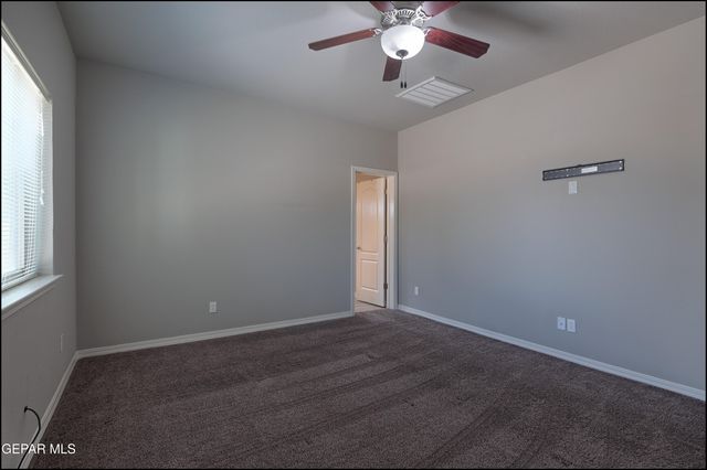 13677 Lartington Street, El Paso, TX 79928