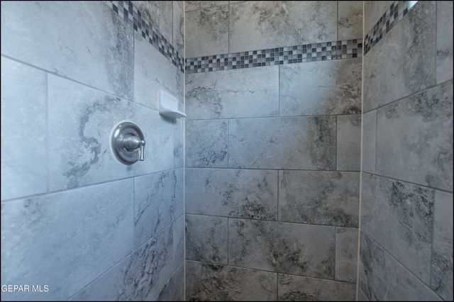 13677 Lartington Street, El Paso, TX 79928