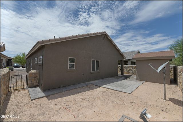13677 Lartington Street, El Paso, TX 79928