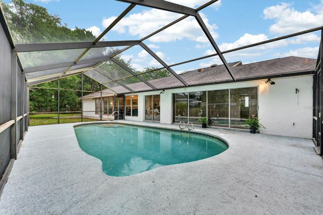 6 FOXHALL COURT, Palm Coast, FL 32137