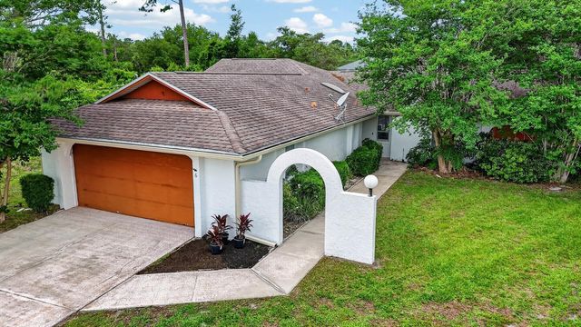 6 FOXHALL COURT, Palm Coast, FL 32137