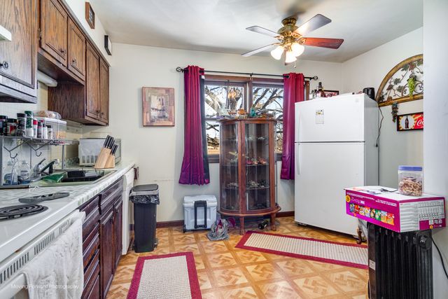 40W815 Big Timber Road, Hampshire, IL 60140