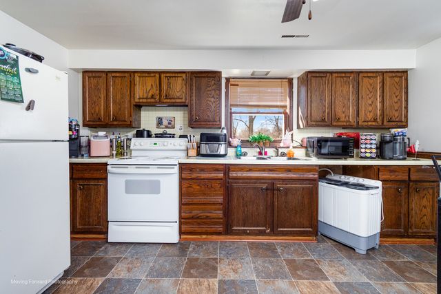 40W815 Big Timber Road, Hampshire, IL 60140