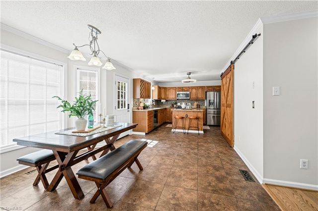 7626 Rolling Oak Court, Clemmons, NC 27012