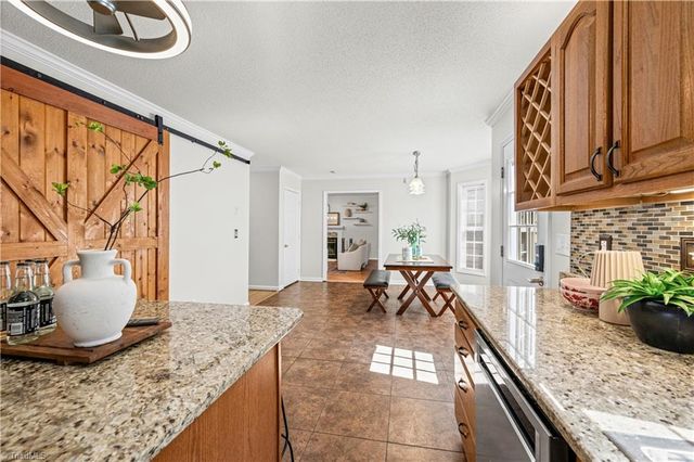 7626 Rolling Oak Court, Clemmons, NC 27012