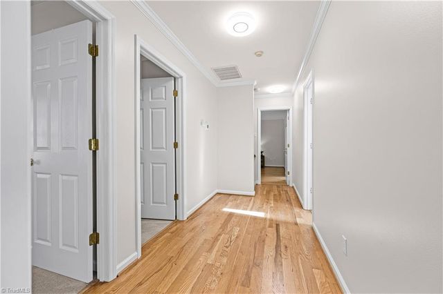 7626 Rolling Oak Court, Clemmons, NC 27012